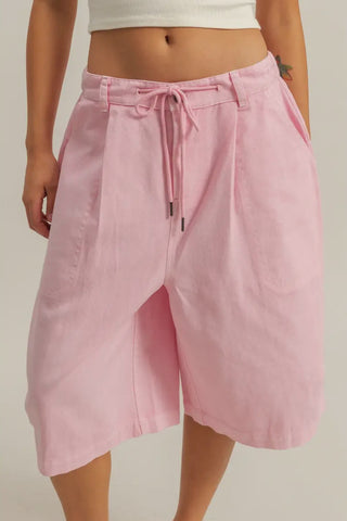 Drawstring Waist Wide
Leg Jort