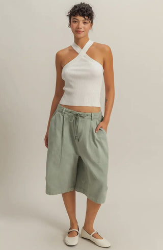 Drawstring Waist Wide
Leg Jort
