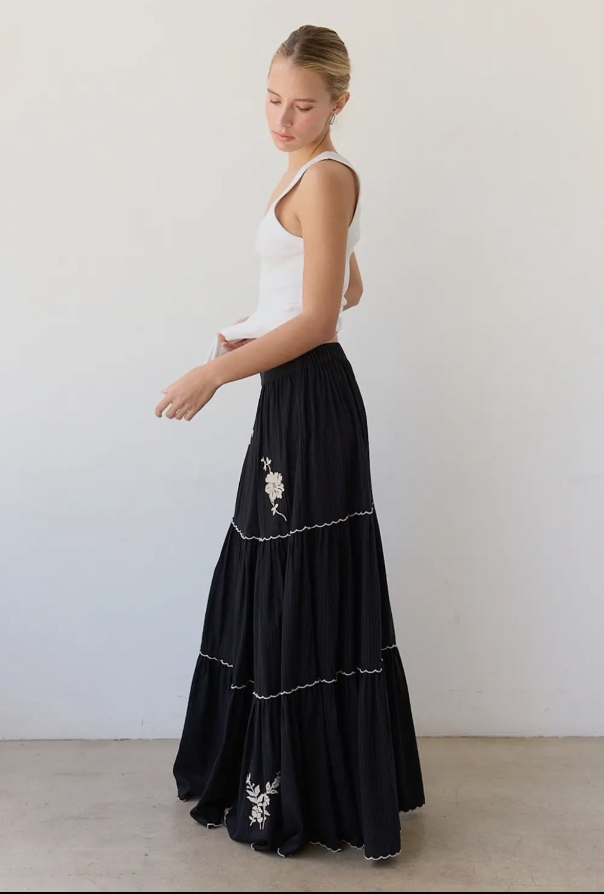 Embroidery Tiered Maxi Skirt