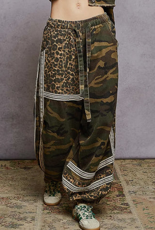 Printed Woven Contrast Band Trim Jogger Pants Camo baggy pants
