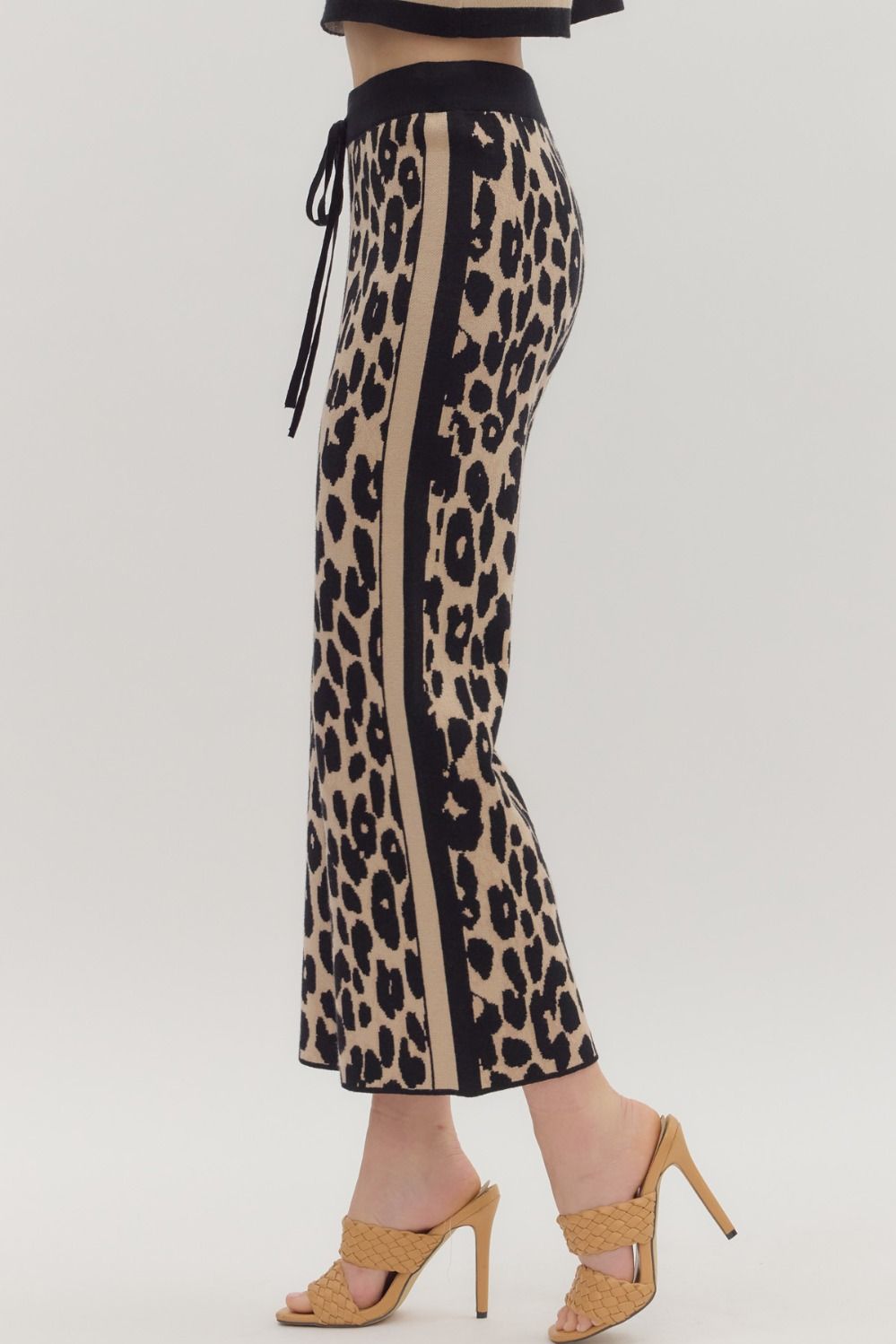 Animal print high-waist pant
