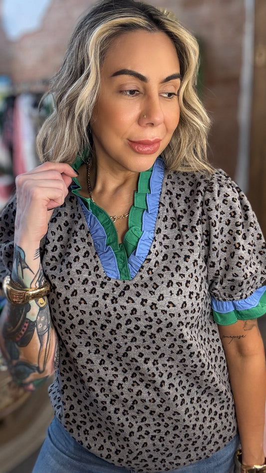 Double Contrast Ruffle
Detailed Animal Printed