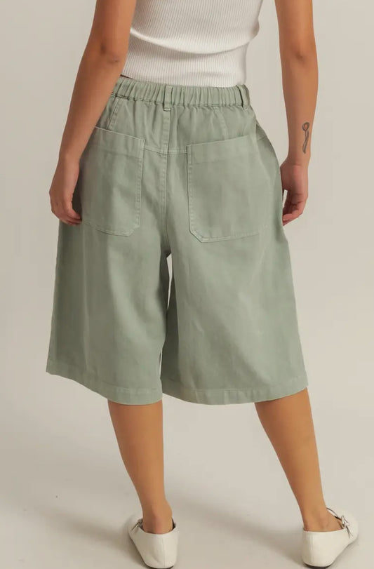 Drawstring Waist Wide
Leg Jort