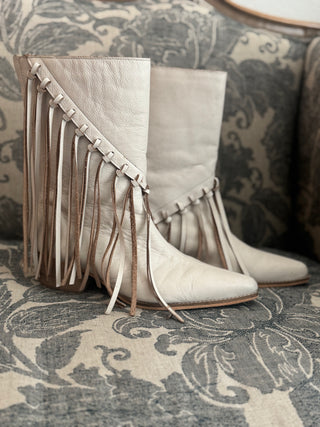 Buck White Cowgirl fringe boot
