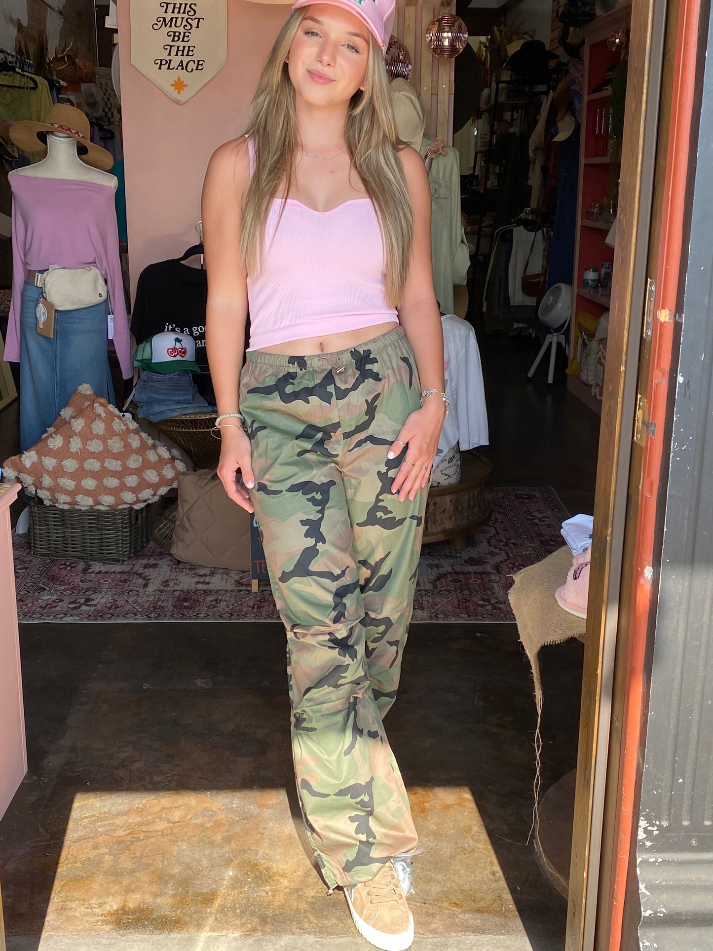 Camouflaged printed parachute pants